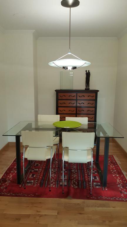 Apartment Plaza Fernando Vigo Luaran gambar